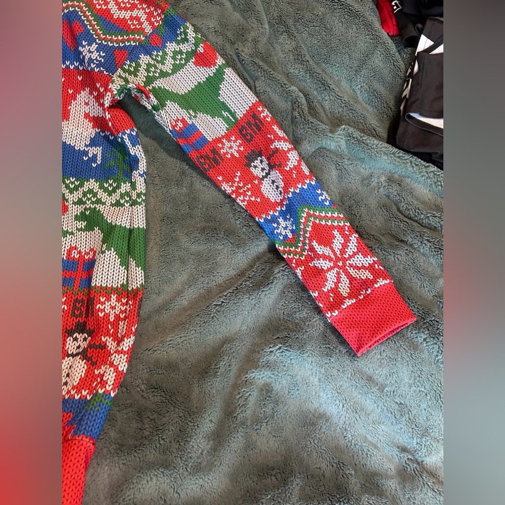 Blackmilk not knit Christmas sweater - Picture 7 of 11